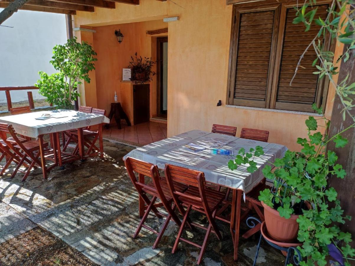 Donna Violante Porto Corallo Affittacamere Виллапутцу Экстерьер фото